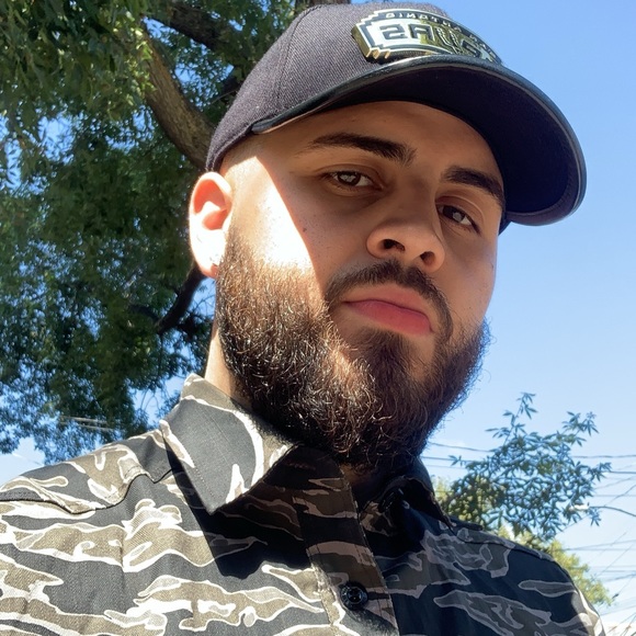 Meet your Posher, Sebastian - Picture 1 of 1